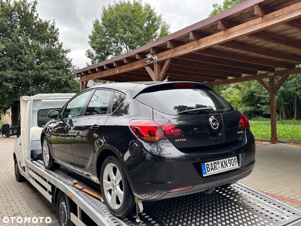 Opel Astra 1.3 CDTI Enjoy ecoFLEX - 4