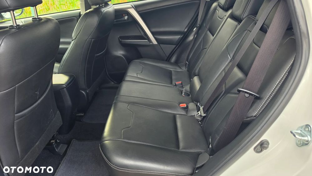 Toyota RAV4 2.0 D-4D 4x2 Start-Stop Edition S+ - 13