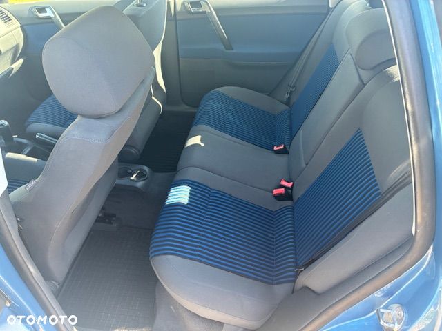 Volkswagen Polo 1.4 - 6