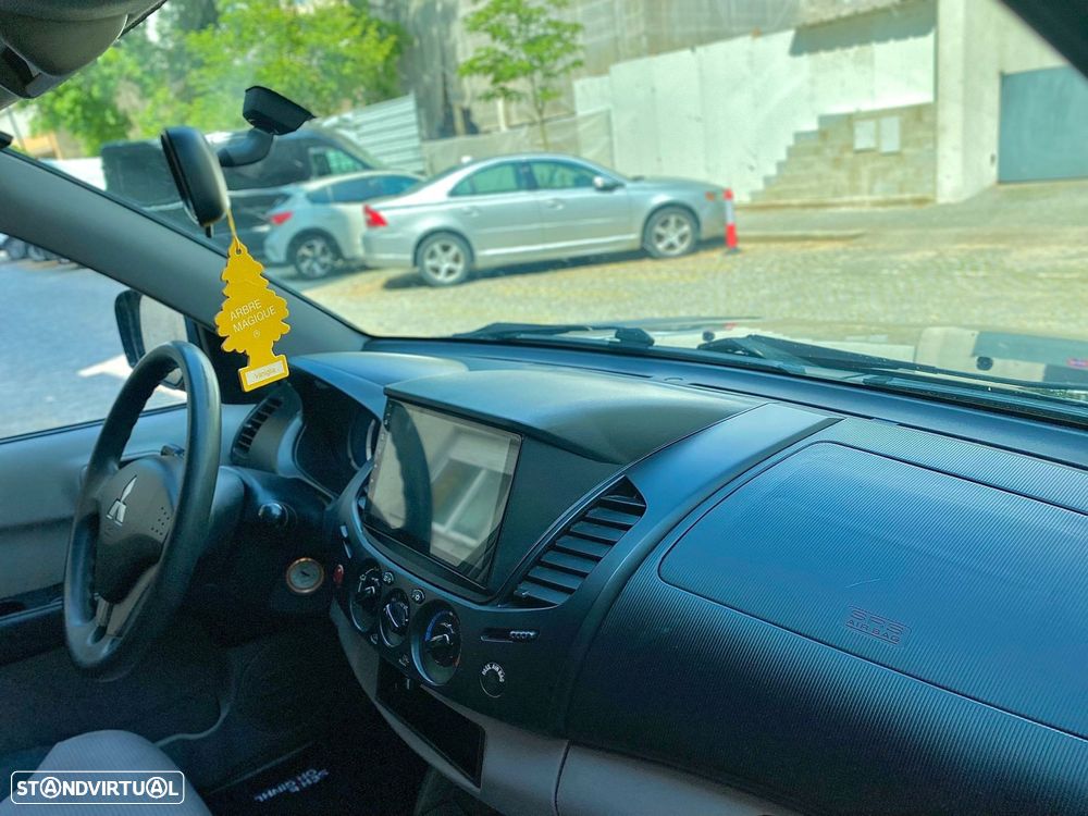 Mitsubishi L200 2.5 DI-D CD Intense - 15