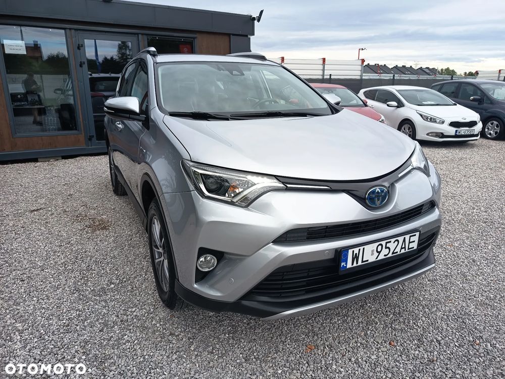 Toyota RAV4 Hybrid Premium 4x2 - 9