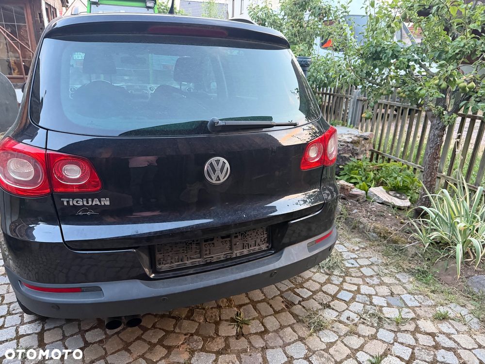Volkswagen Tiguan - 4