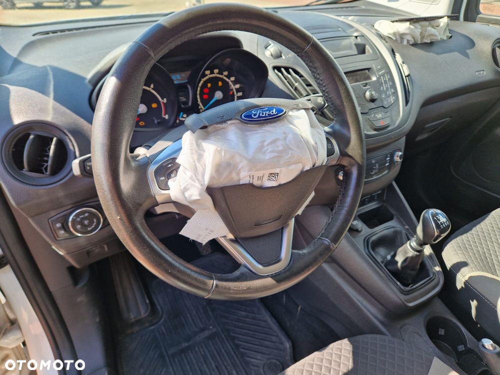 Ford Tourneo Courier 1.5 TDCi Trend - 16