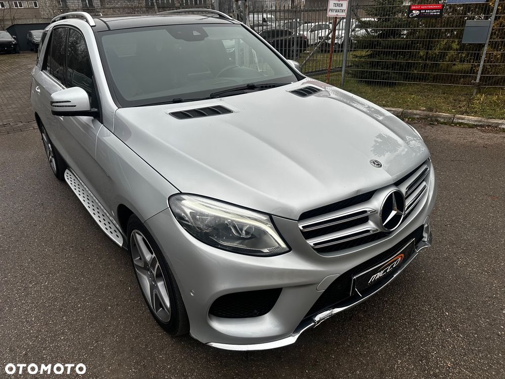 Mercedes-Benz GLE 250 d 4Matic 9G-TRONIC AMG Line - 8