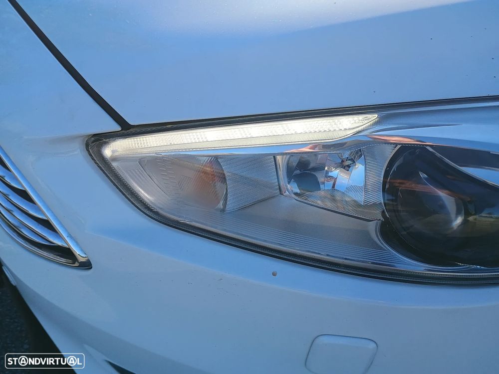 Ford Focus SW 1.0 EcoBoost S&S Titanium - 37