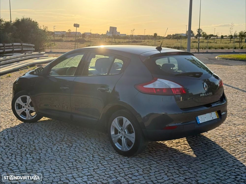 Renault Mégane - 6