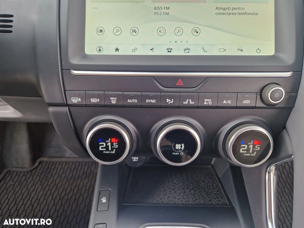 Jaguar E-Pace D150 AWD Base - 16