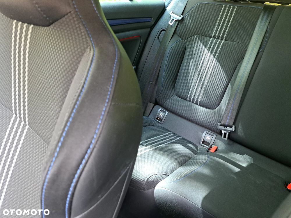 Renault Megane ENERGY TCe 130 EDC GT LINE - 20