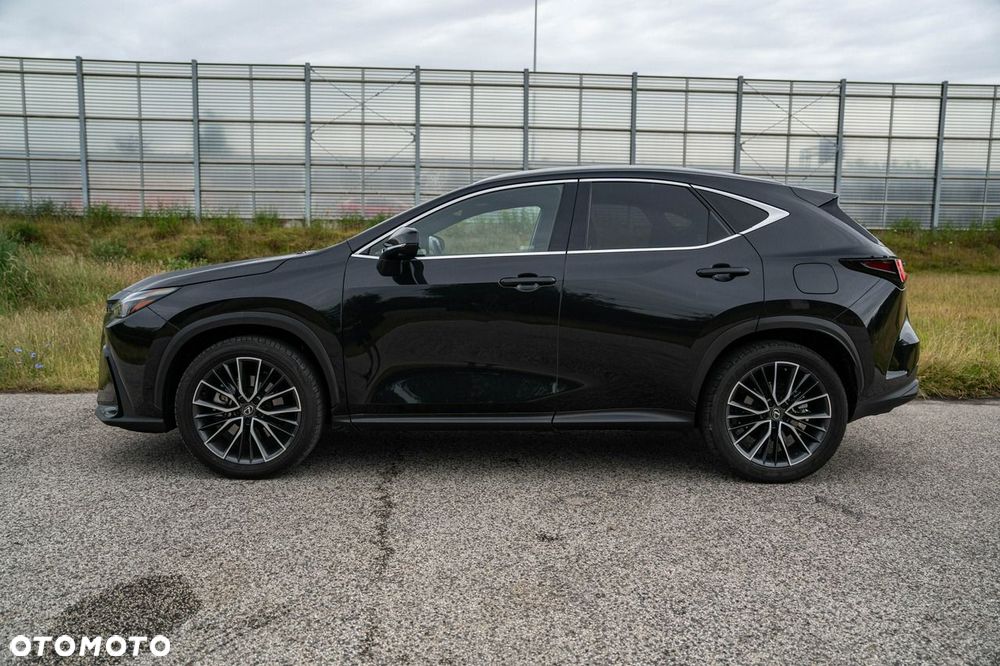 Lexus NX 450h+ E-FOUR Executive-Paket - 8