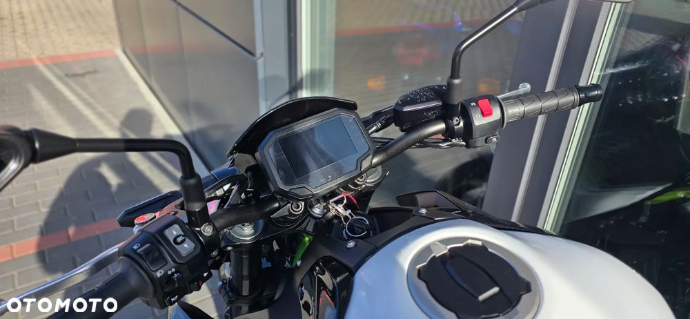 Kawasaki Z 900 - 32