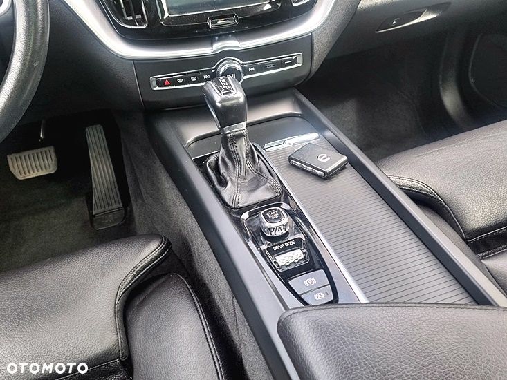 Volvo XC 60 D4 Geartronic Inscription - 30