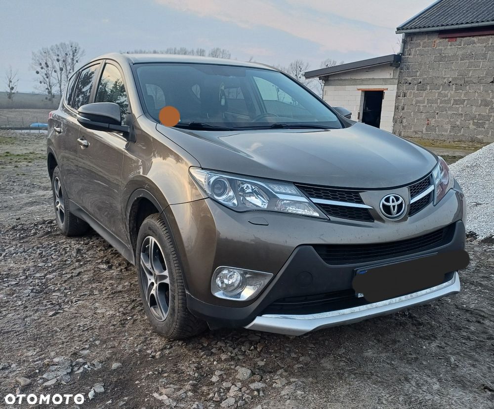 Toyota RAV4 - 1