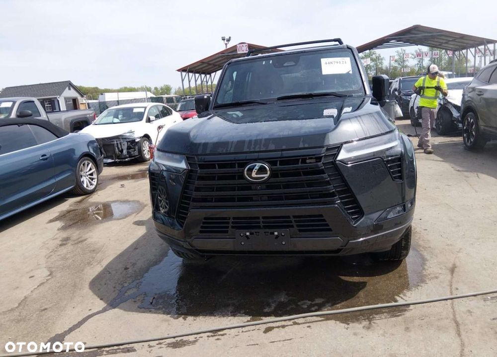 Lexus GX - 2