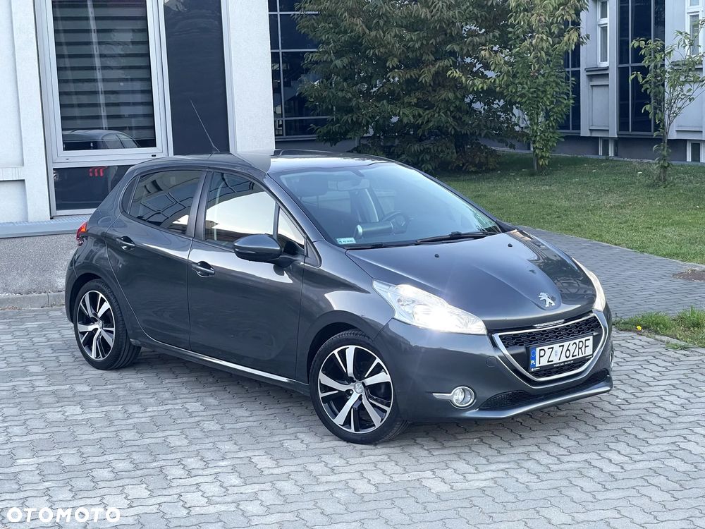 Peugeot 208 1.4 HDi Business Line - 1