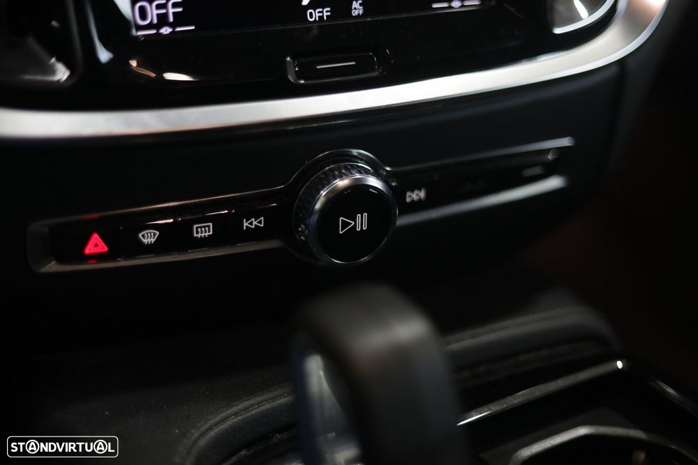 Volvo V60 2.0 T6 AWD TE Inscription Expression - 17