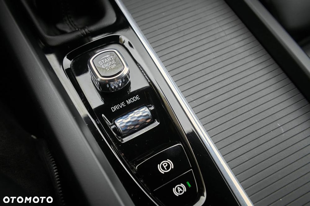 Volvo V60 D3 Momentum Pro - 35