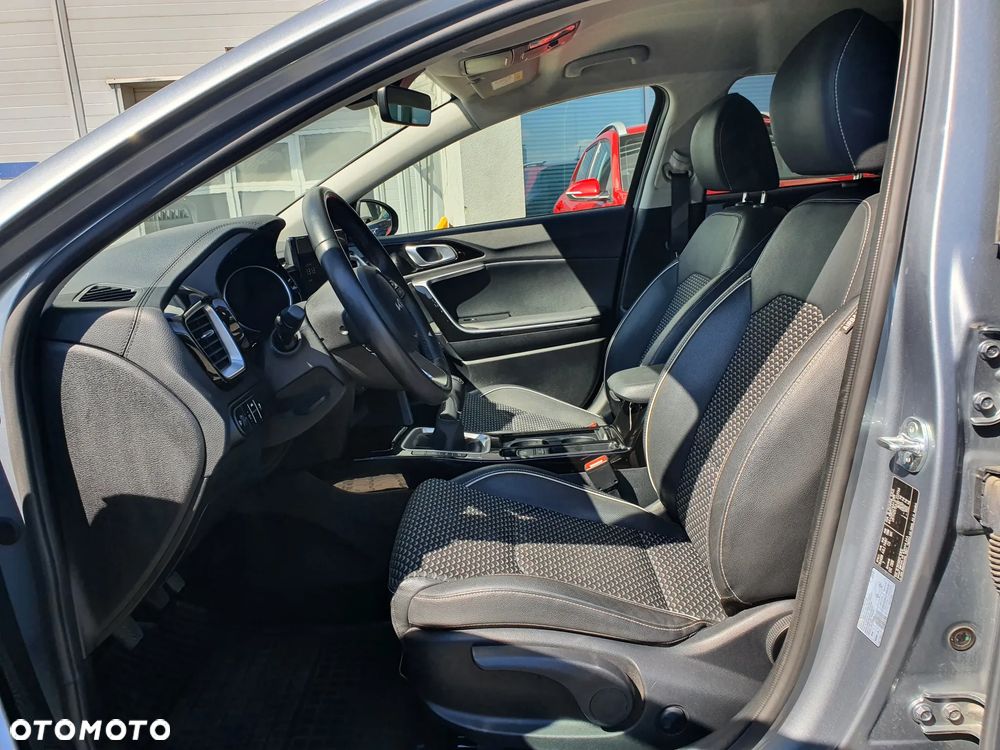 Kia Ceed 1.5 T-GDI Tribute - 27