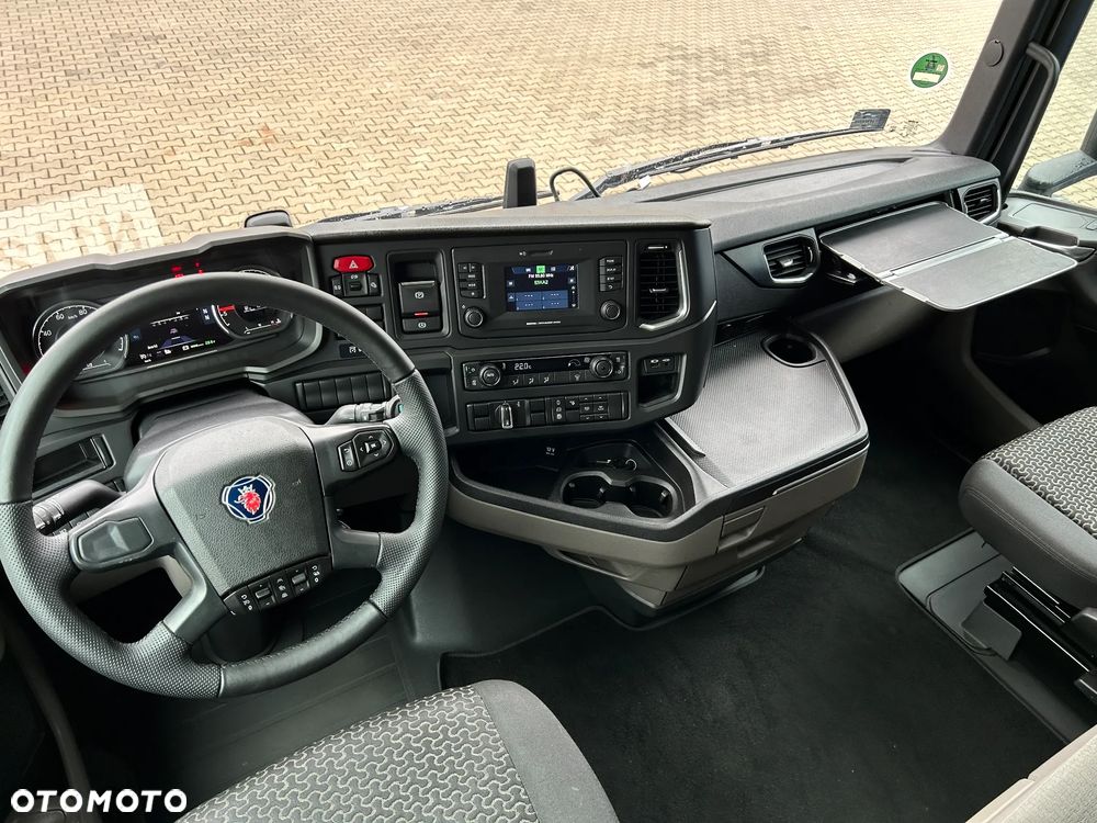 Scania S450 KLIMA POST. | WIRTUALNY KOKPIT | 1.400 L | KONTRAKT SERWISOWY | LEDY | STOLIK - 27