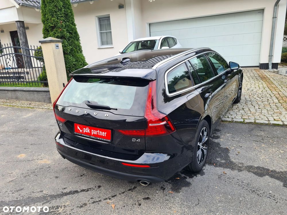 Volvo V60 D4 Drive-E Momentum - 23