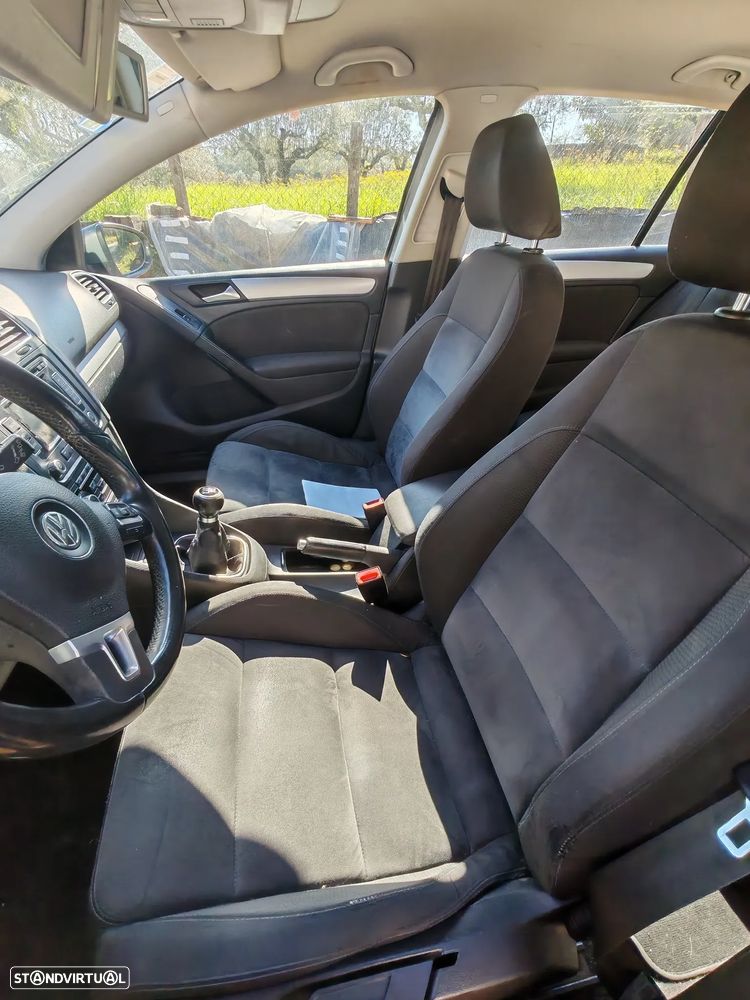 VW Golf 2.0 TDi DPF 4Motion GT Sport - 6