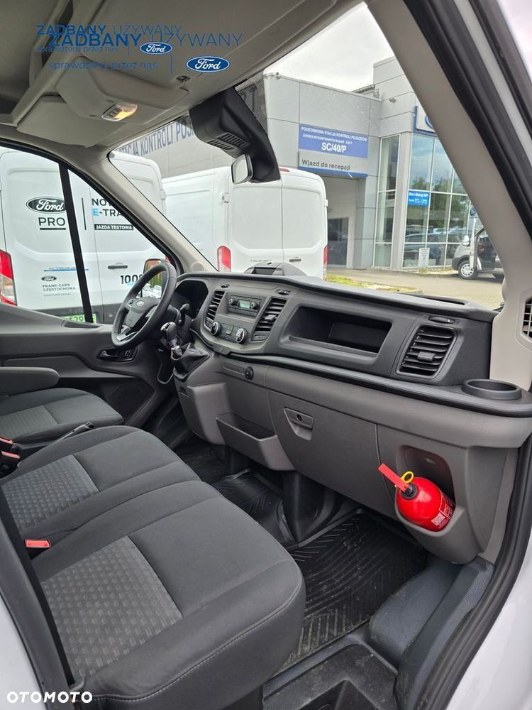 Ford Transit - 17