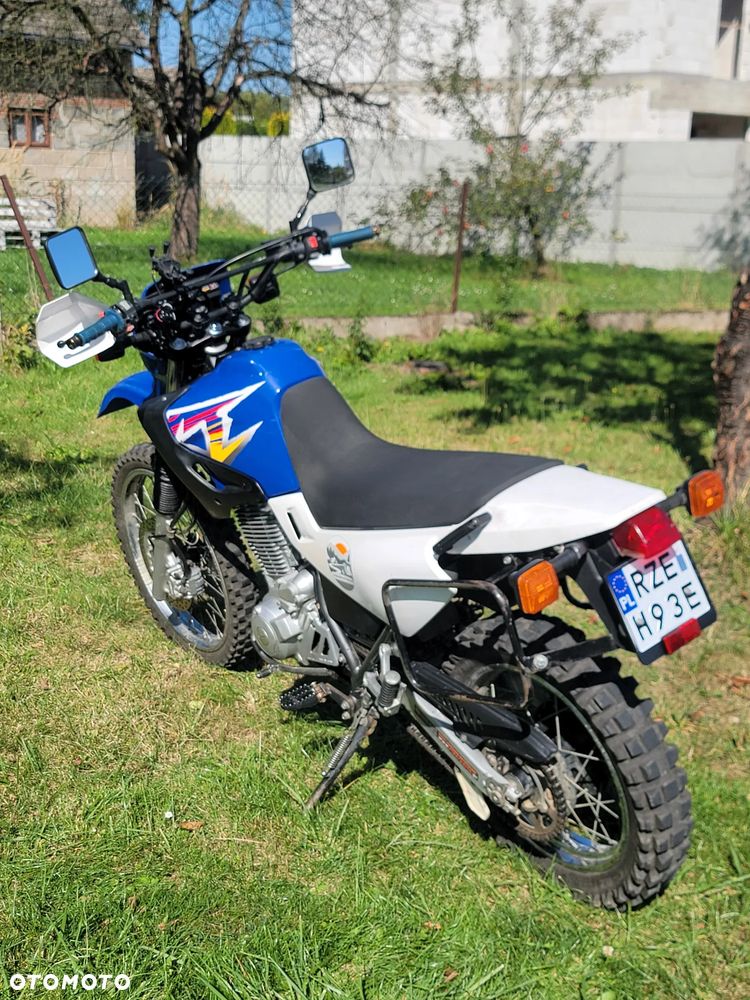 Yamaha XT - 3
