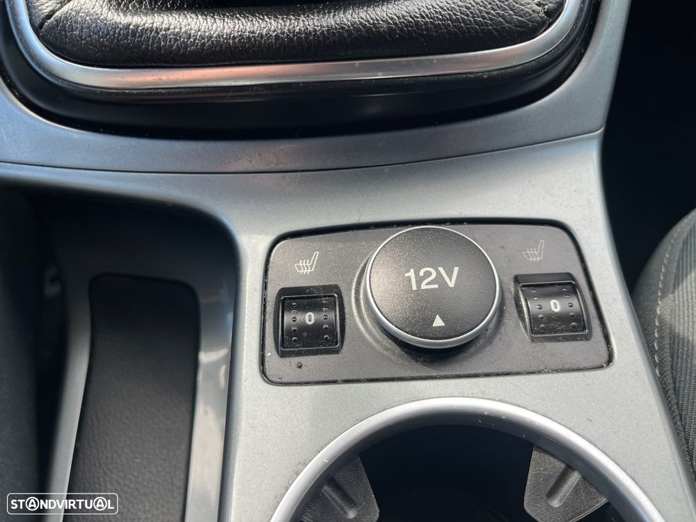 Ford C-Max 1.0 Ecoboost S&S Titanium - 17