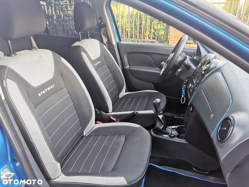 Dacia Sandero 0.9 TCe Laureate S&S - 7