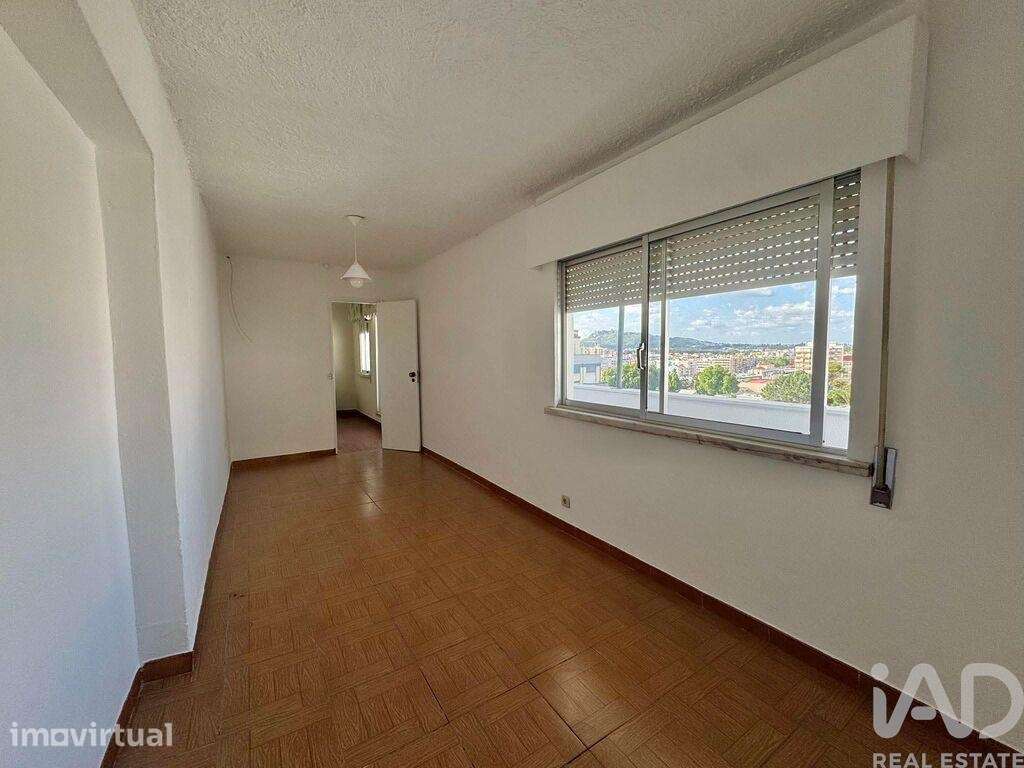 Apartamento T2 em São Sebastião de 90 m2 - Grande imagem: 4/11