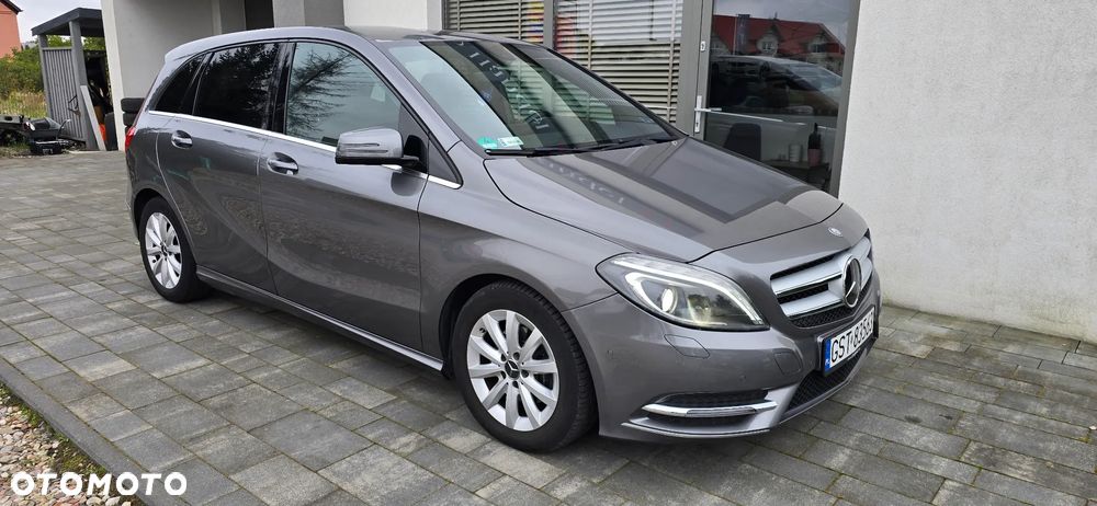 Mercedes-Benz Klasa B 180 - 18