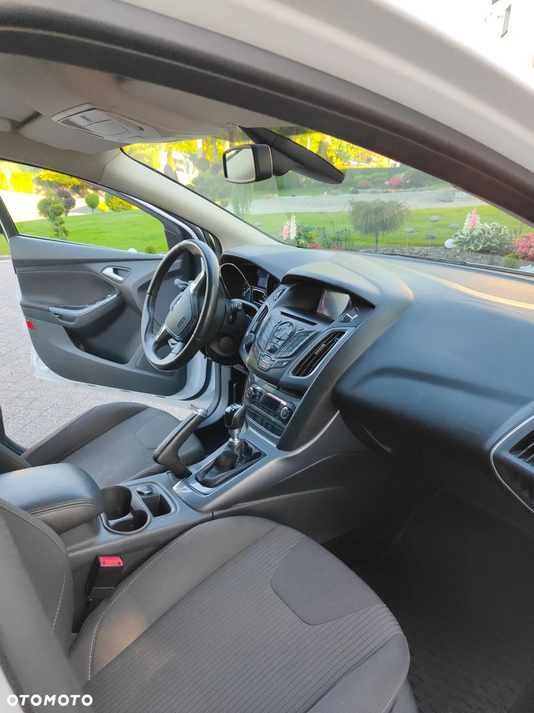 Ford Focus 1.0 EcoBoost Titanium - 6