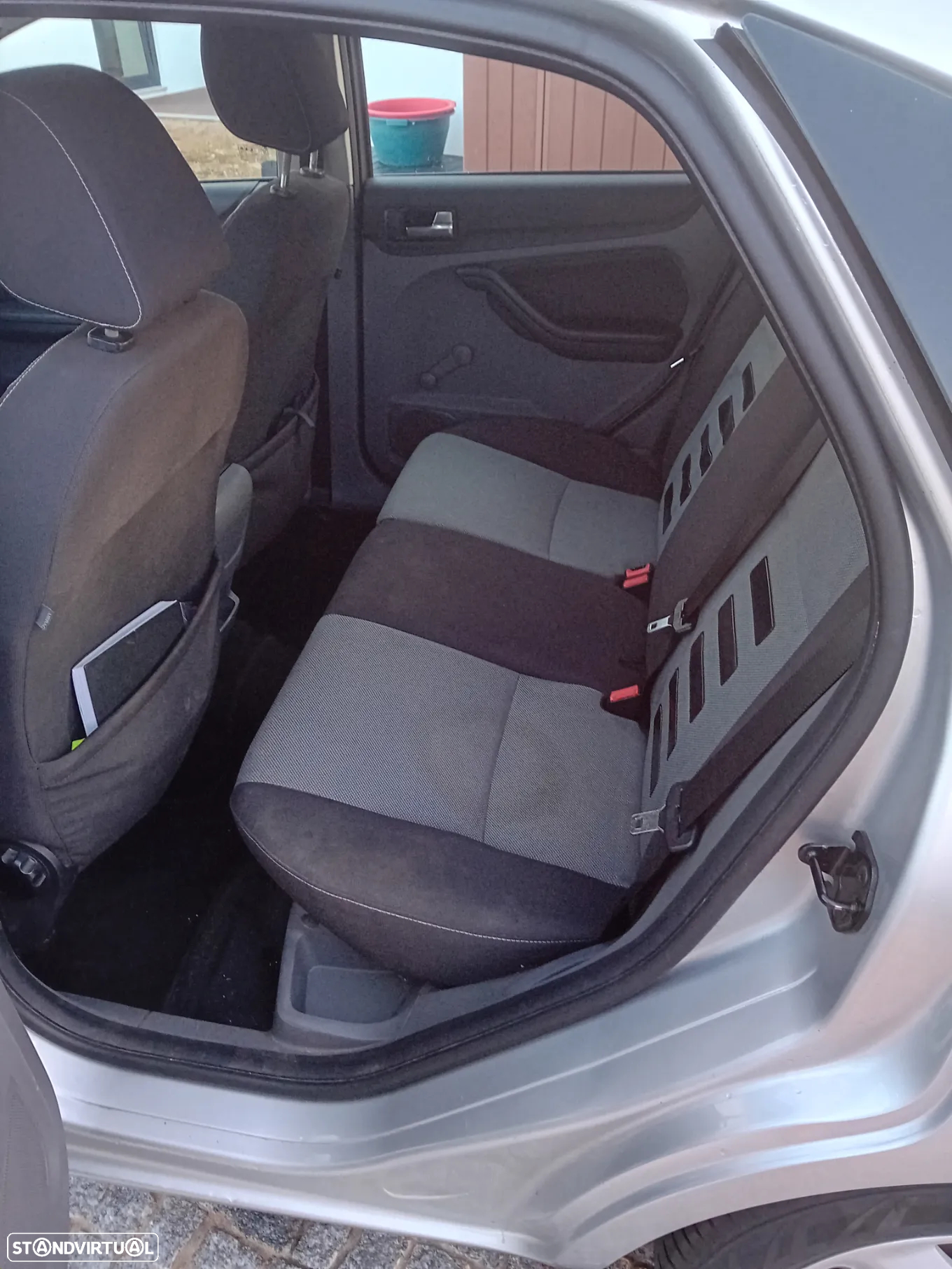 Ford Focus - 8