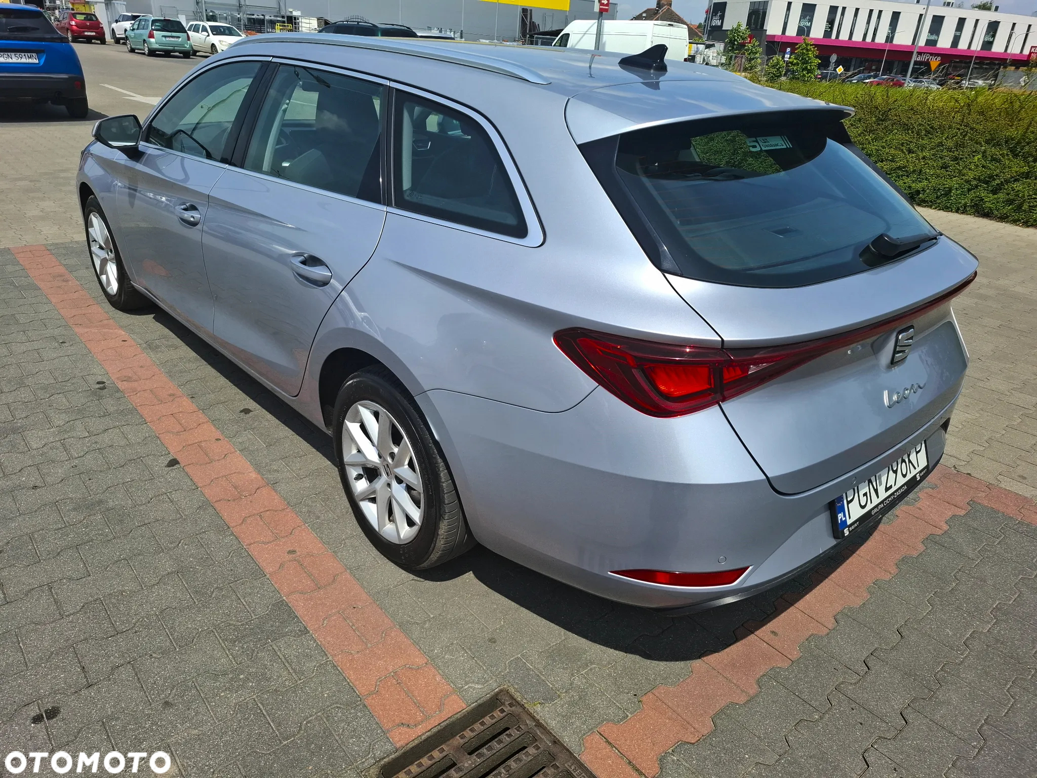 Seat Leon 2.0 TDI Style - 3