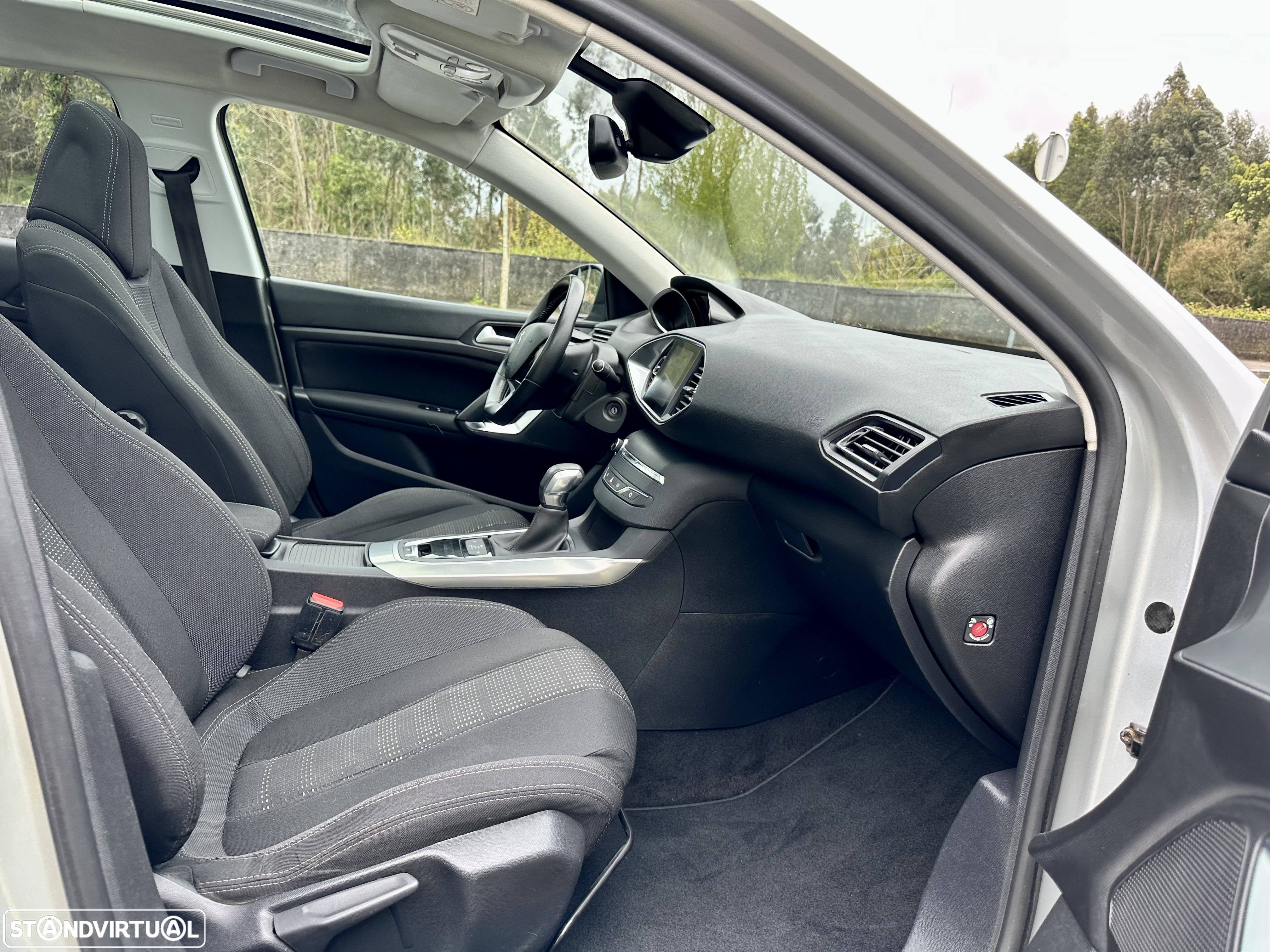 Peugeot 308 SW 1.6 BlueHDi Allure J17 EAT6 - 35