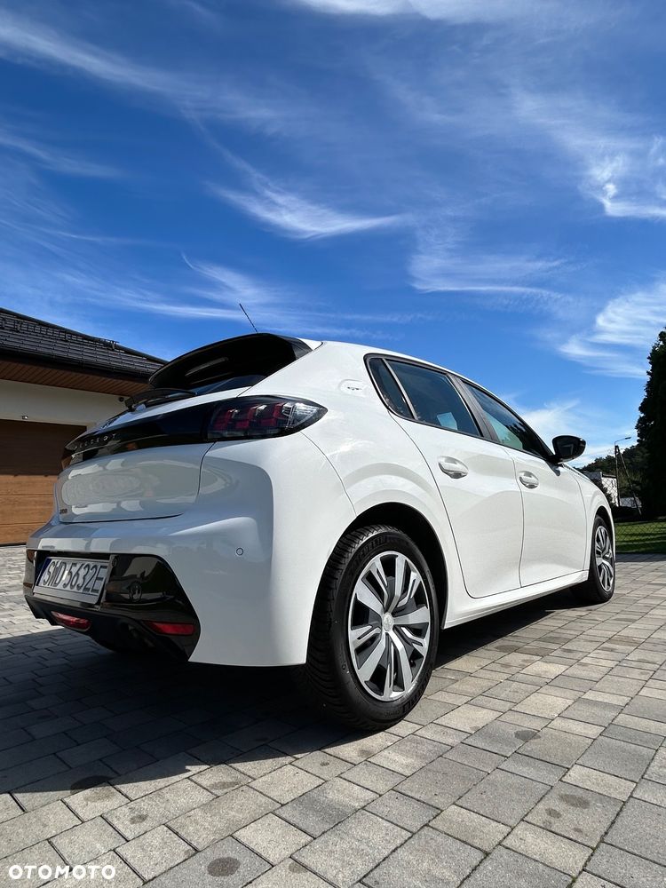 Peugeot 208 - 4