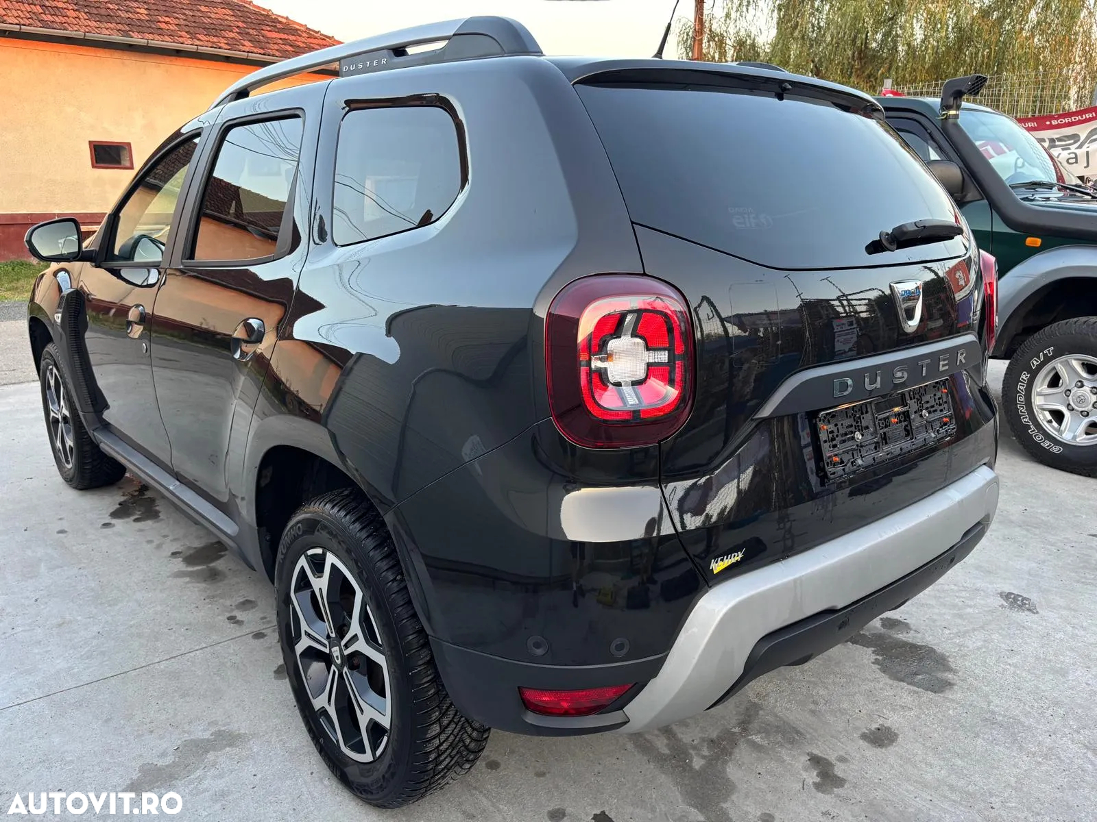 Dacia Duster TCe 150 2WD GPF Sondermodell Adventure - 4