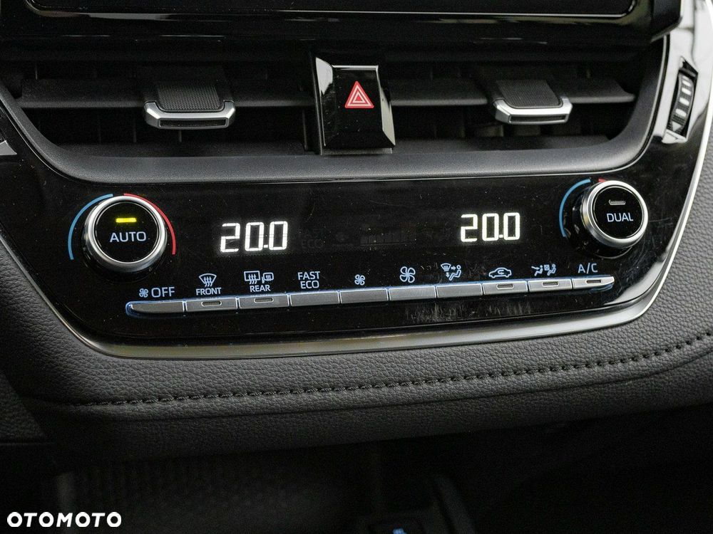 Toyota Corolla 1.5 Comfort - 17
