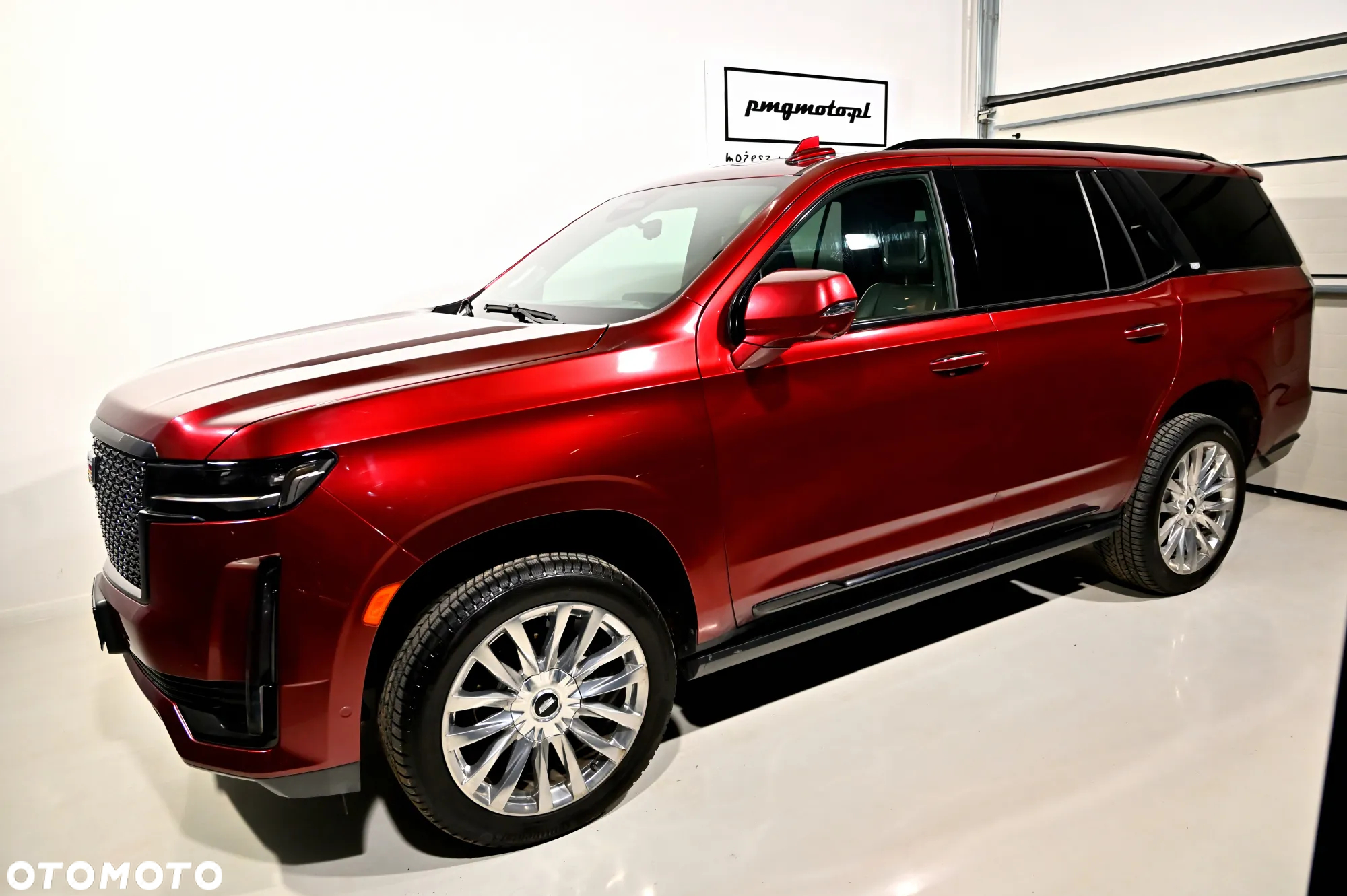 Cadillac Escalade - 6