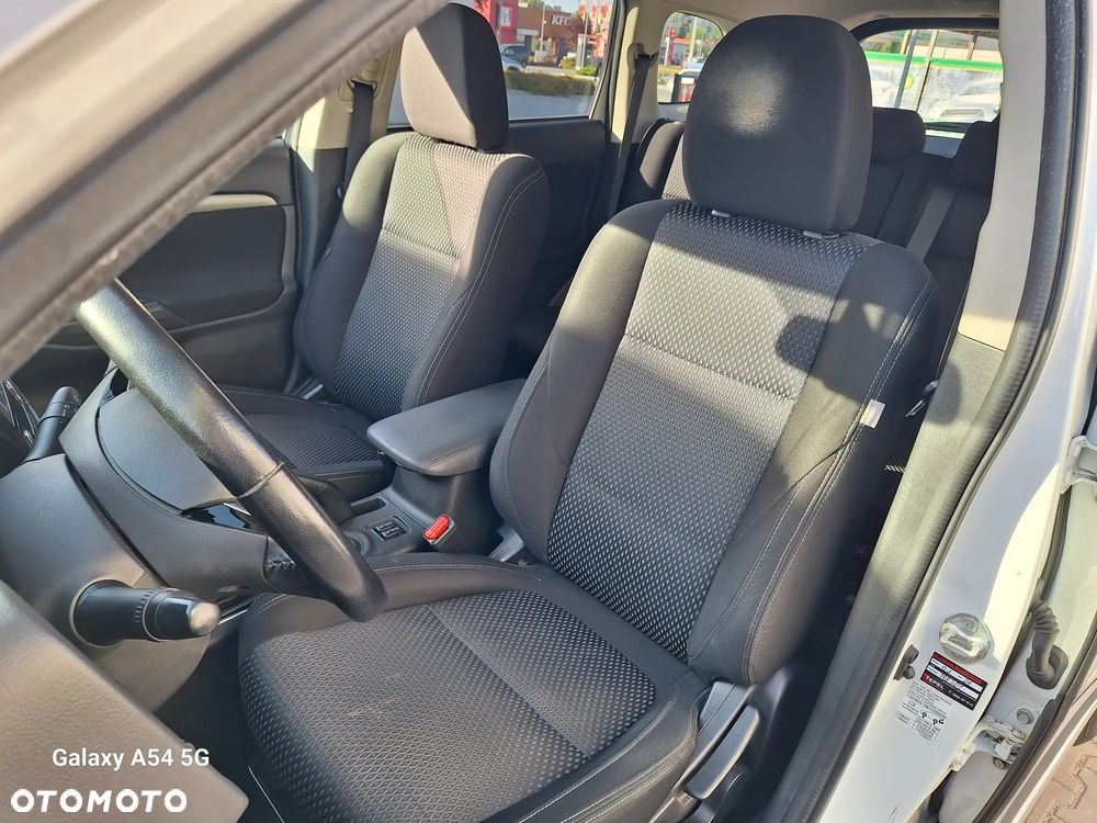 Mitsubishi Outlander 2.0 2WD SUV-Star - 37