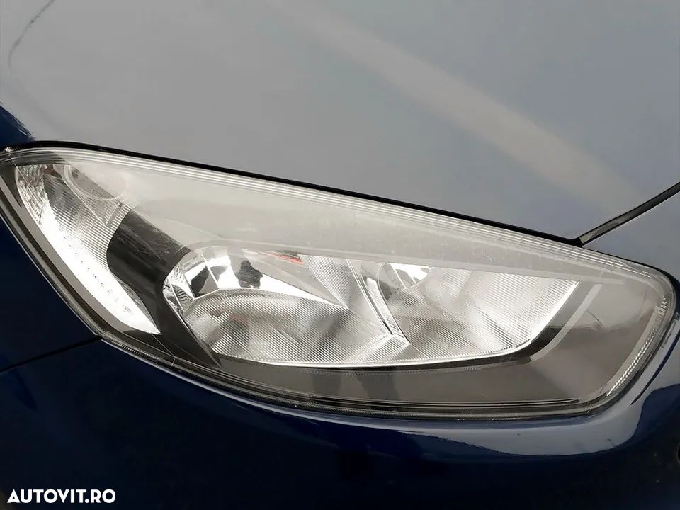 Ford Tourneo Courier 1.5 TDCi City - 21