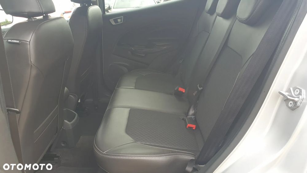 Ford EcoSport - 10
