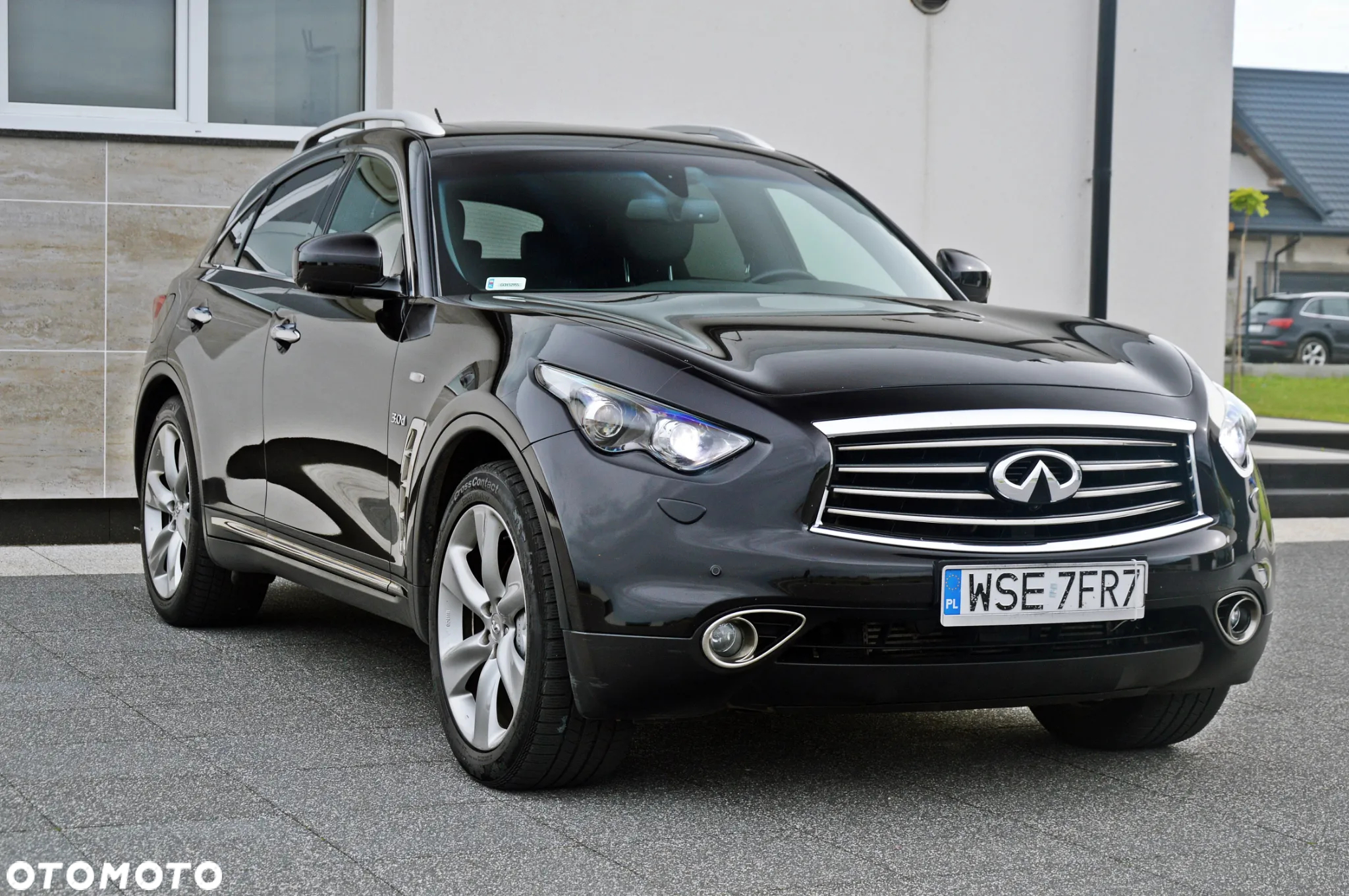 Infiniti QX70 3.0d S Premium - 6