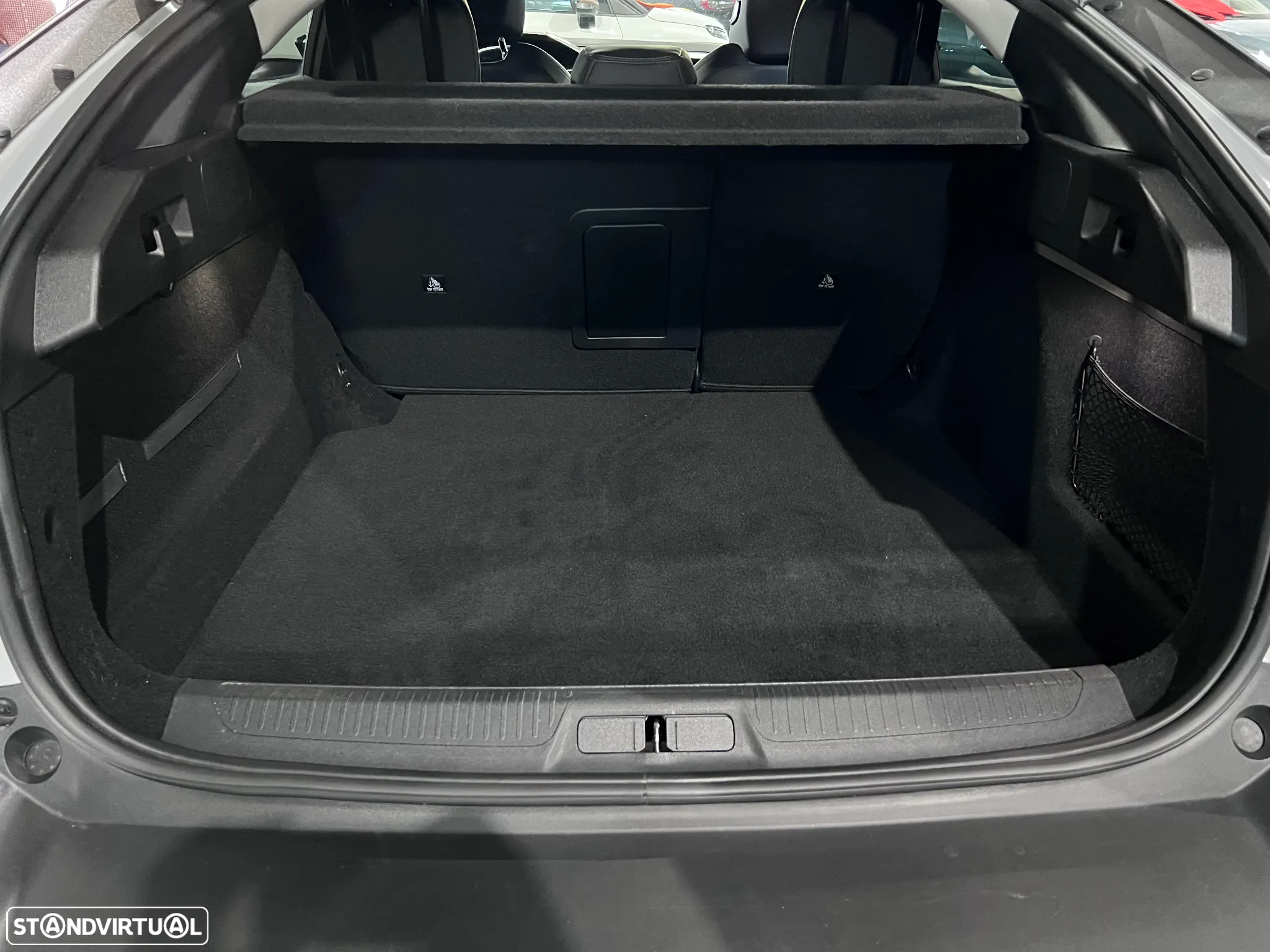Peugeot 408 1.2 PureTech Allure EAT8 - 3