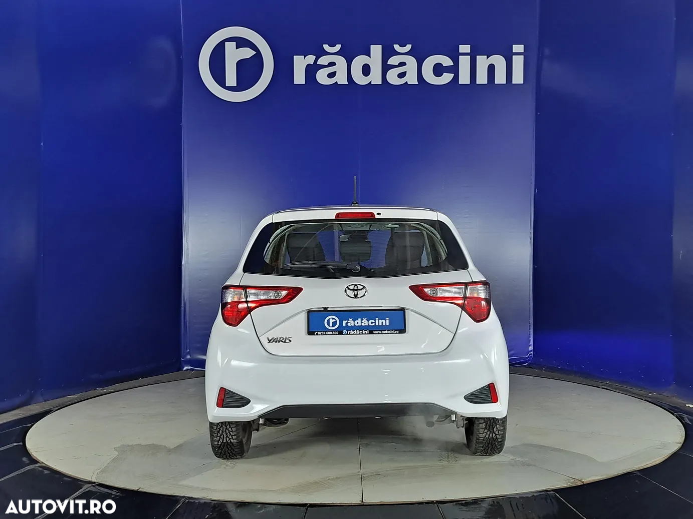 Toyota Yaris - 4