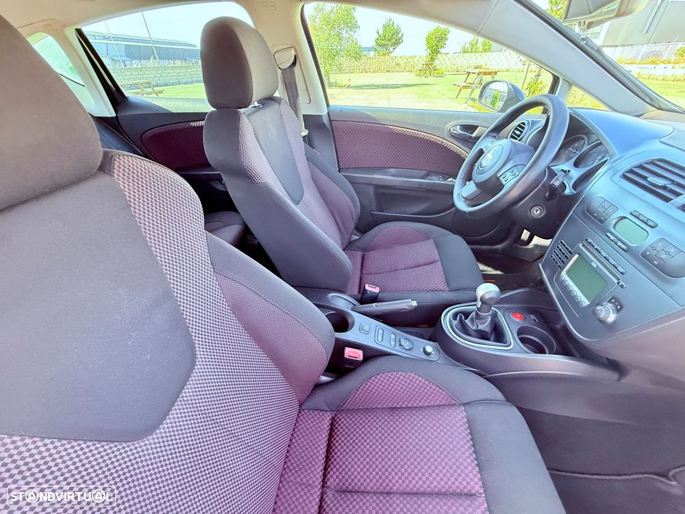 SEAT Leon 2.0 TDI Sport DPF - 14