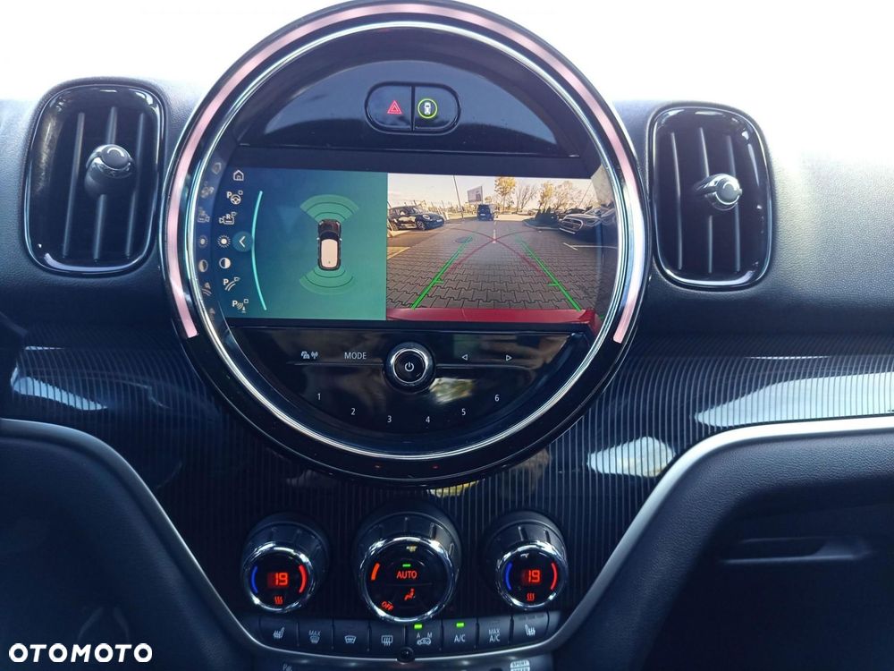 MINI Countryman - 16