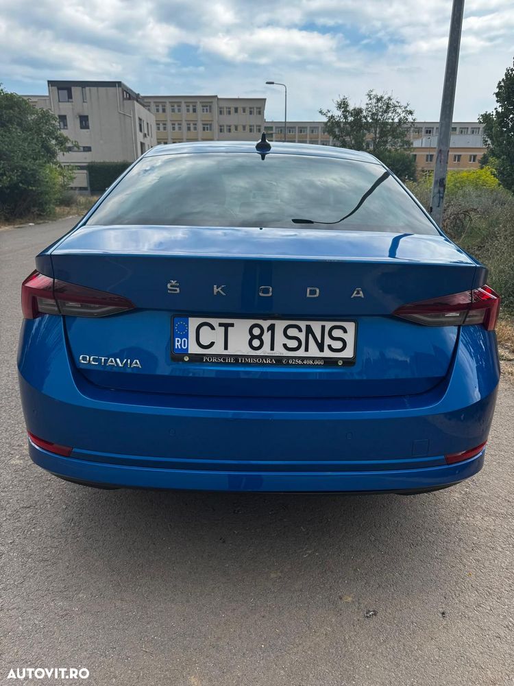 Skoda Octavia 2.0 TDI DSG Ambition - 4