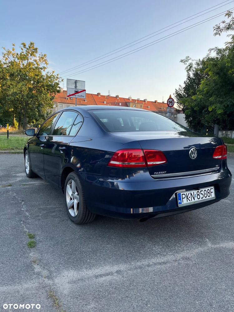 Volkswagen Passat 1.6 TDI Trendline - 1