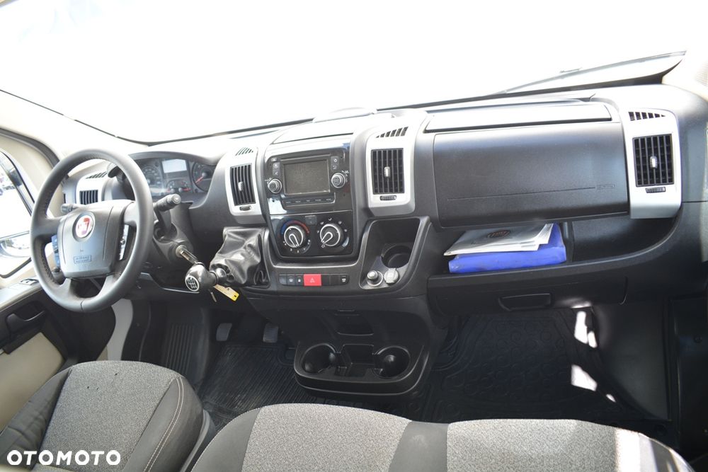 Fiat Ducato 2,3 MuliJet 130KM średniak - 28