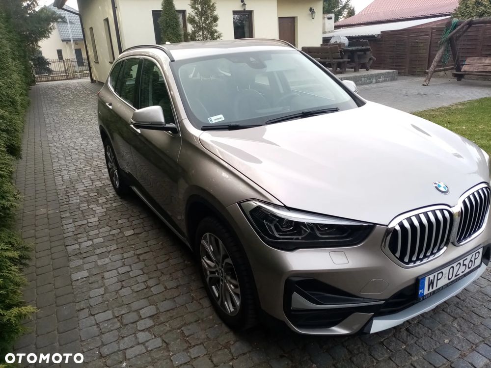 BMW X1 sDrive18i - 15